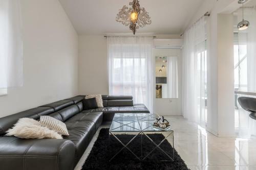 Apartamentos Luxury Suites