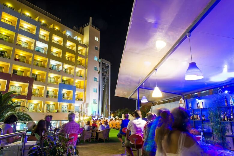 Apartamentos Mar Y Golf