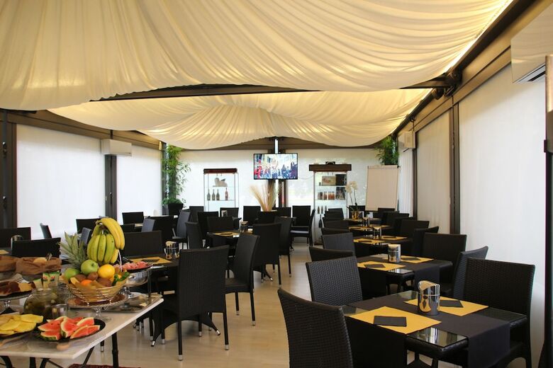 Park Hotel Villa Leon D'oro