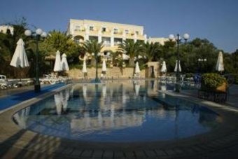 Hotel Chrithoni's Paradise