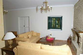 Hotel Chrithoni's Paradise