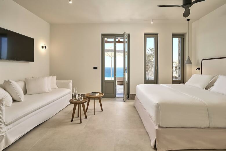 Hotel Ios Palace