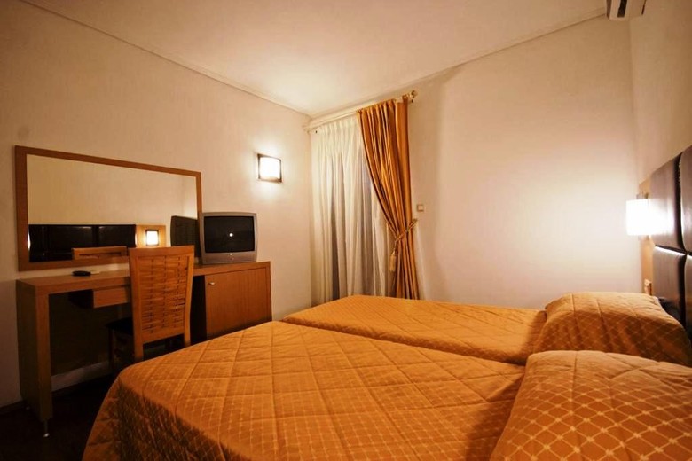 Hotel Aeolis