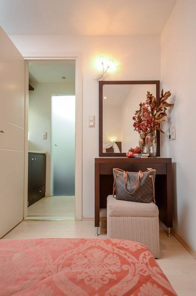 Hotel Aeolis