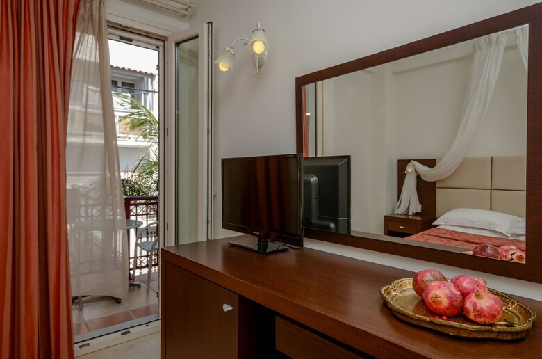 Hotel Aeolis