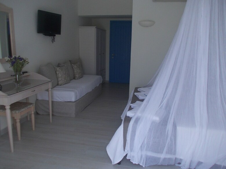 Hotel Alkyoni Beach