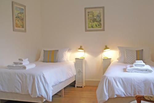 Westbury Cross House Bed & Breakfast