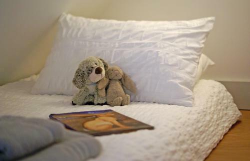 Westbury Cross House Bed & Breakfast