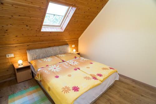 Andrea Apartmanh�z