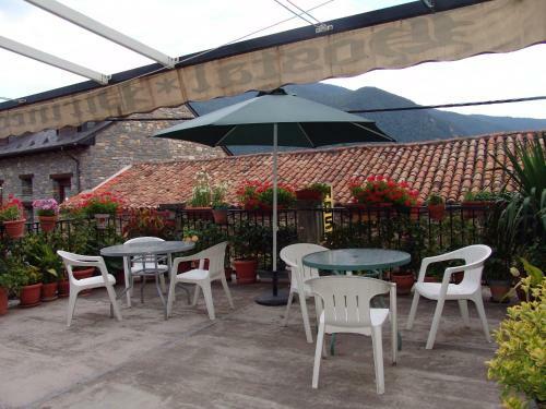 Hostal Pirineos