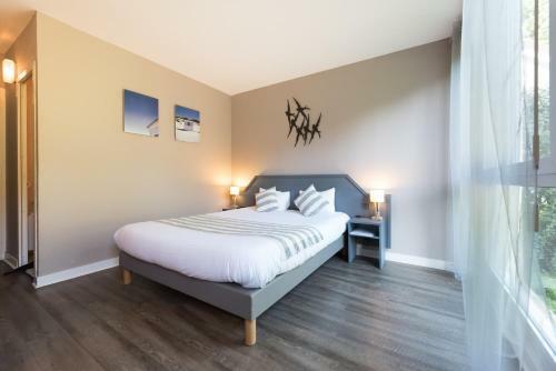 Latitude Ouest Hotel & Restaurant