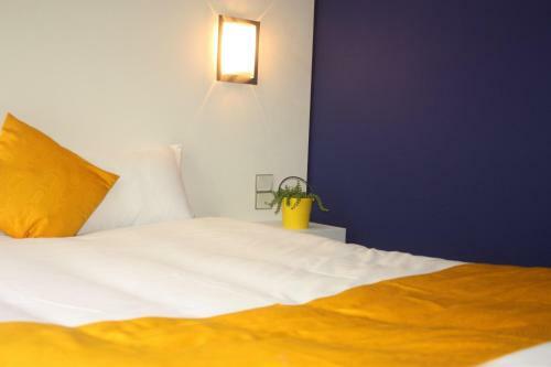Latitude Ouest Hotel & Restaurant