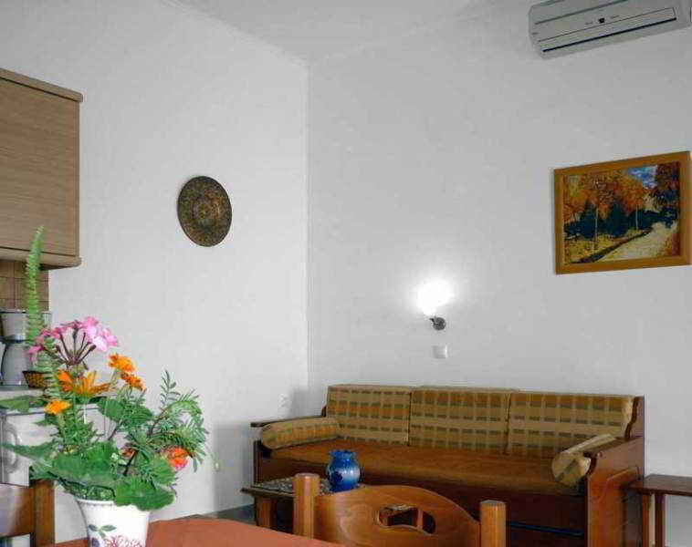 Hostal Nereides Apartments
