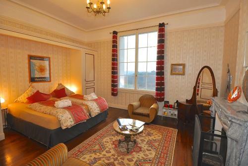 Bed & Breakfast Chambres D'h�tes Ch�teau De Bellevue