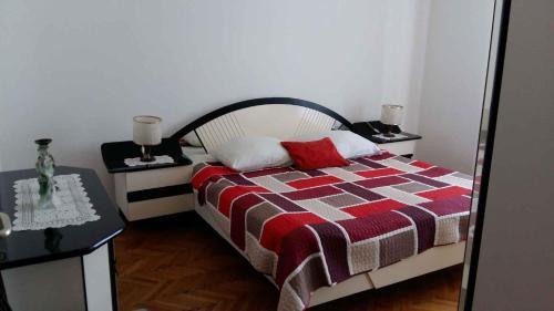 Apartment In Silo/insel Krk 13503