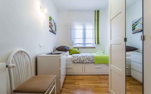Apartments In Silo/insel Krk 13482