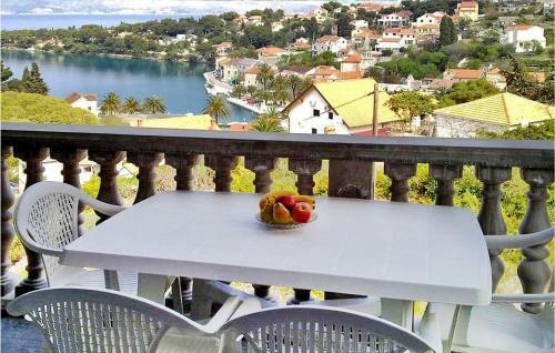 Nice Apartment In Supetar-splitska With Wifi And 1 Bedrooms