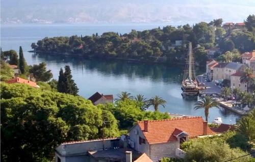 Nice Apartment In Supetar-splitska With Wifi And 1 Bedrooms