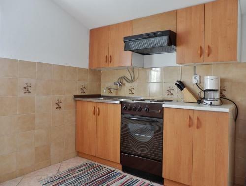 Apartments Makic - With Parking