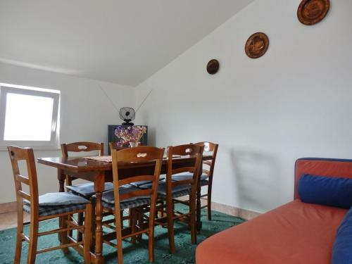 Apartments Makic - With Parking