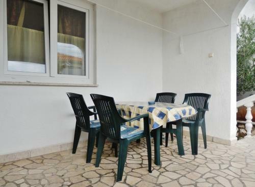 Apartments Makic - With Parking