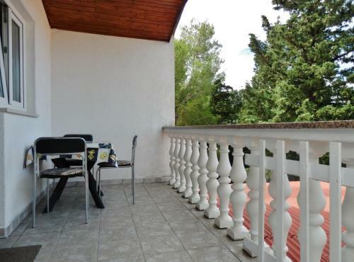Apartments Makic - With Parking