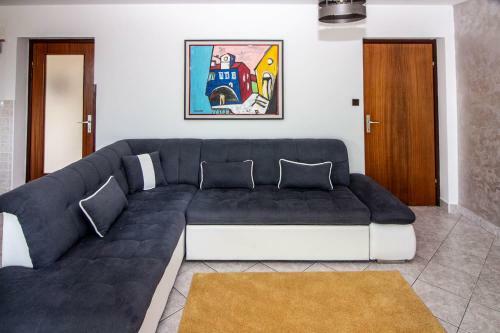 Big Apartment With Sea View!