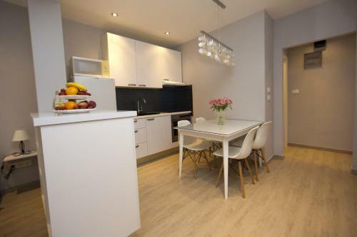 Studio Apartment With Garden At Split Suburbs