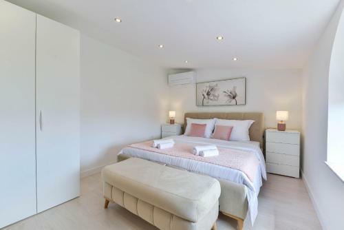 Hostal Luxury Villa Maria With Large Pool