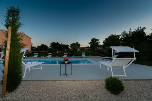 Hostal Luxury Villa Maria With Large Pool
