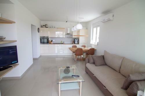 Apartamento Beautiful Holiday Home By Adriatic Sea