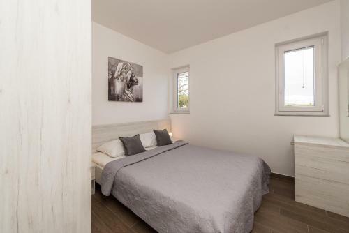 Rea Beachfront Apartments