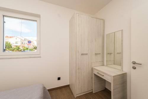 Rea Beachfront Apartments