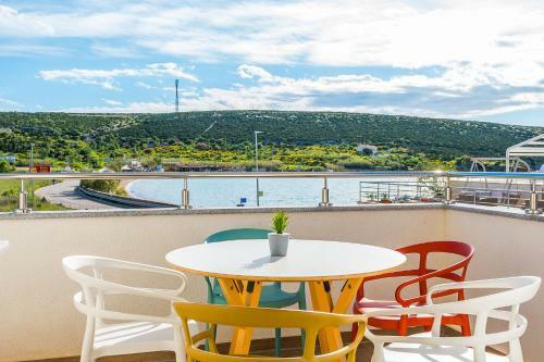 Rea Beachfront Apartments