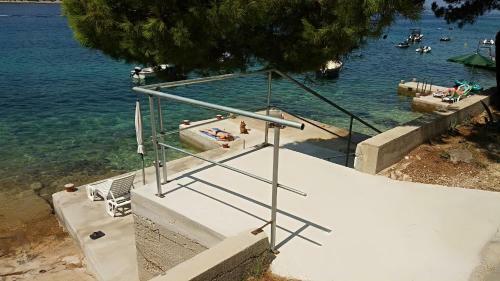 Beach House Apartments Stara Novalja
