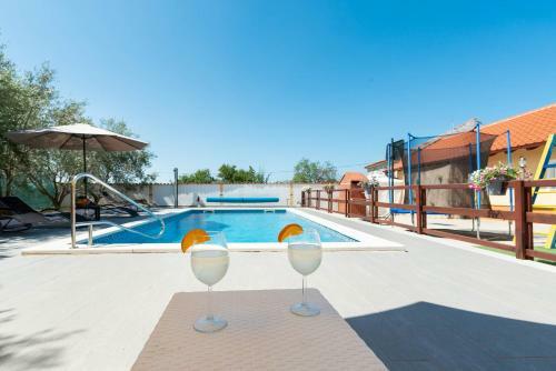Villa Holiday House Vesna With Pool
