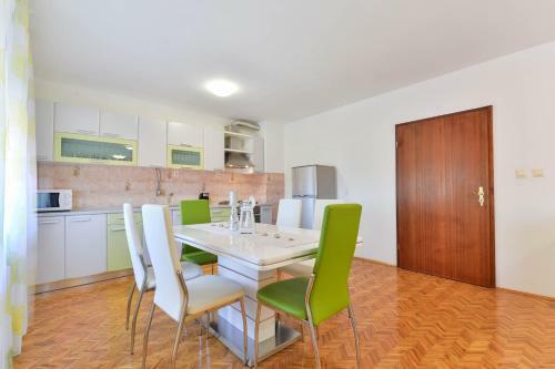 Villa Holiday House Vesna With Pool