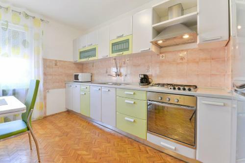 Villa Holiday House Vesna With Pool