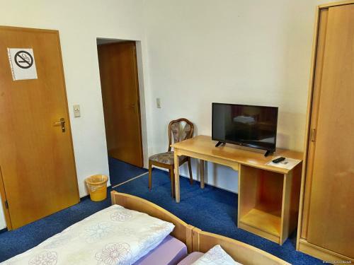 Hostal Mondo Hotel