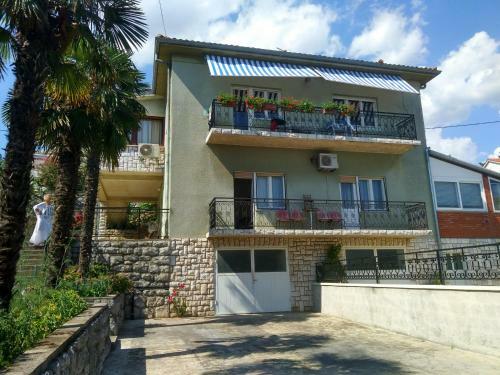 Apartamento Carnerolo***