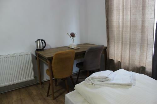Hotel Hr Rooms