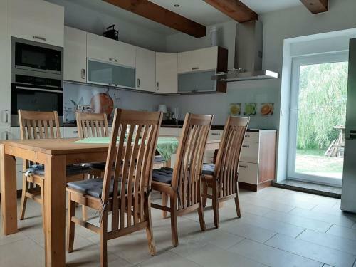 Ferienhaus Flotte Biene In Buggow
