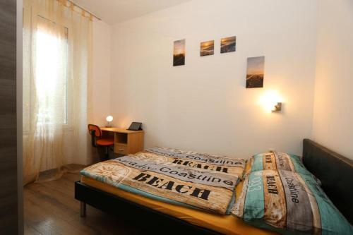 Apartments With Wifi Rijeka - 16455