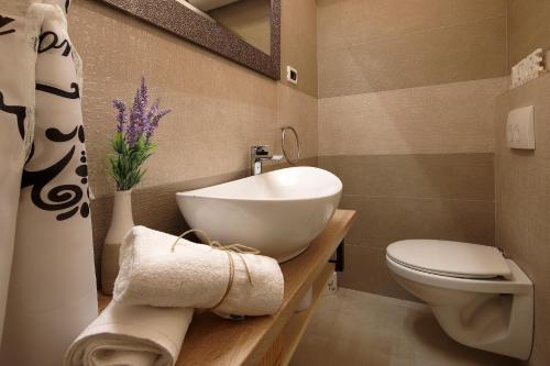 Luxury Apartments Sail 1, 2 & 3