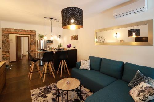 Luxury Apartments Sail 1, 2 & 3