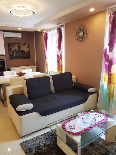 Apartment In Rijeka 38286