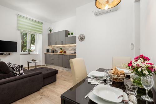 Quiet Center Apartments