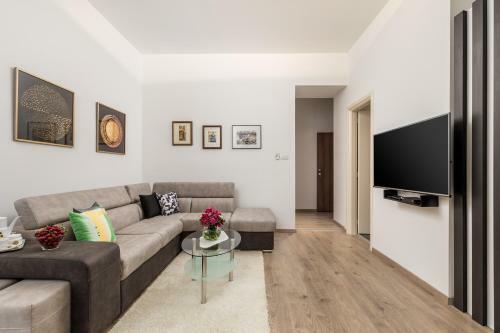Quiet Center Apartments