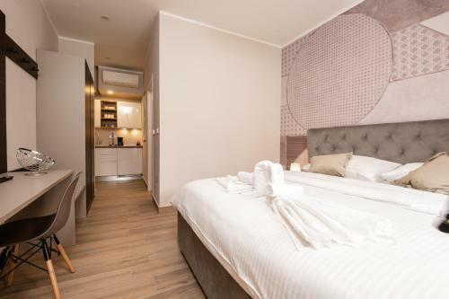 Deluxe Apartments & Rooms Revis