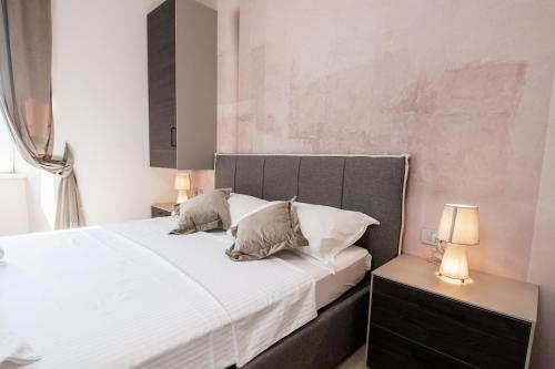 Deluxe Apartments & Rooms Revis